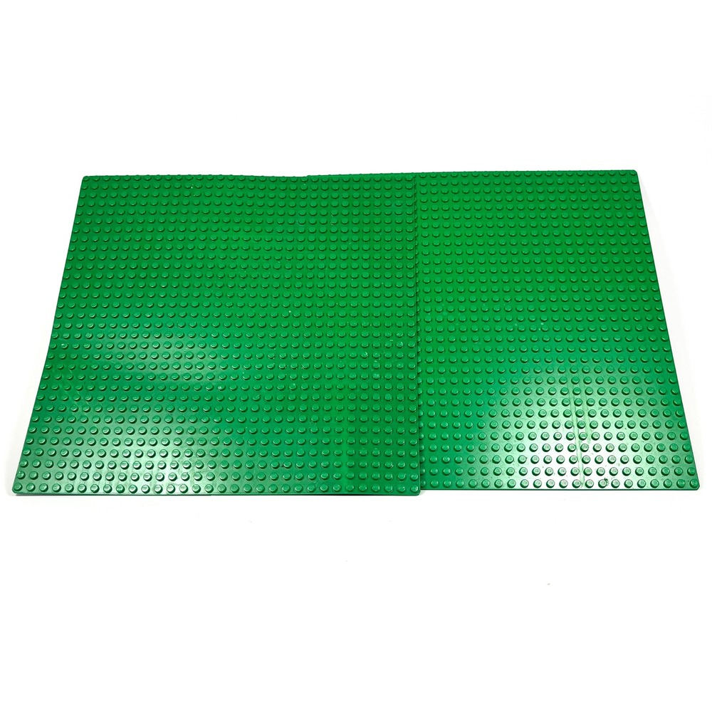 LEGO Green Baseplate 32x32 Lot of 2 Building Plates 10x10 Inch Classic Town 3811